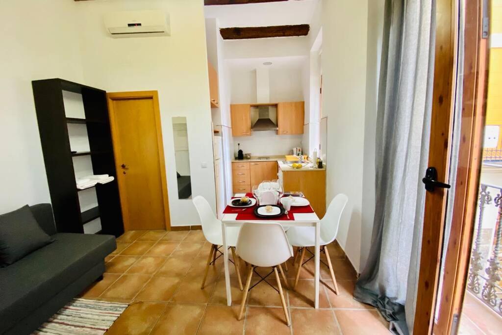 דירות ולנסיה Acogedor Loft En Centro Historico מראה חיצוני תמונה